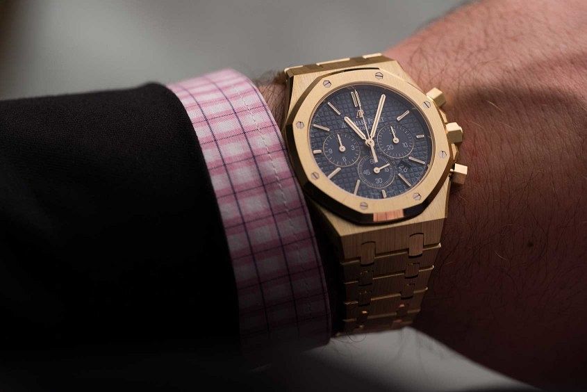 Audemars-piguet-royal-oak-chronograph-yellow-gold