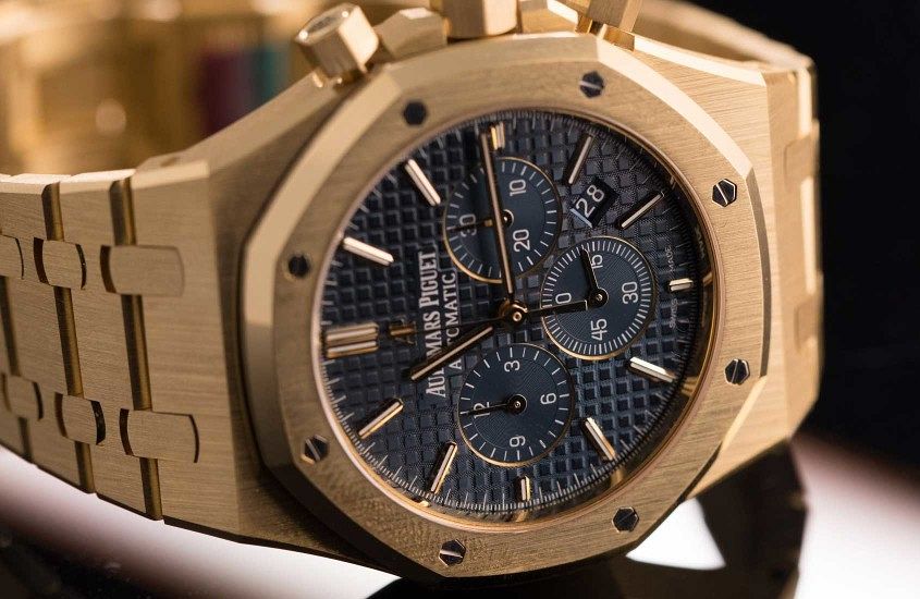 Audemars-piguet-royal-oak-chronograph-yellow-gold_