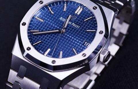 The 41 mm Audemars Piguet is best choice for men.